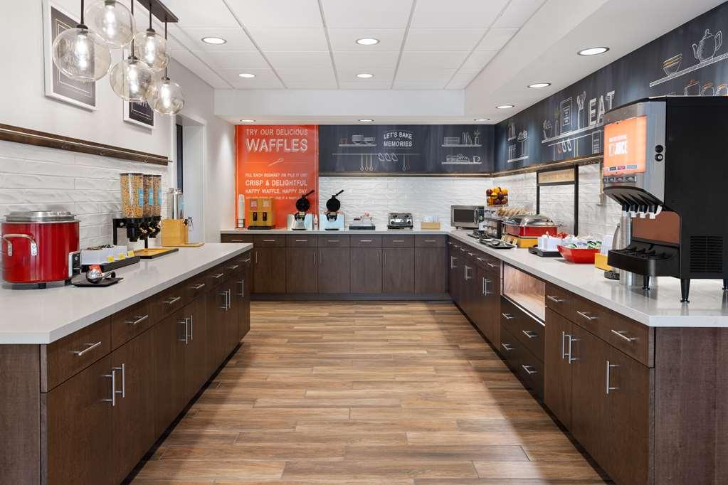 Hampton Inn Cleveland-Airport/Tiedeman Road Brooklyn Restaurant foto